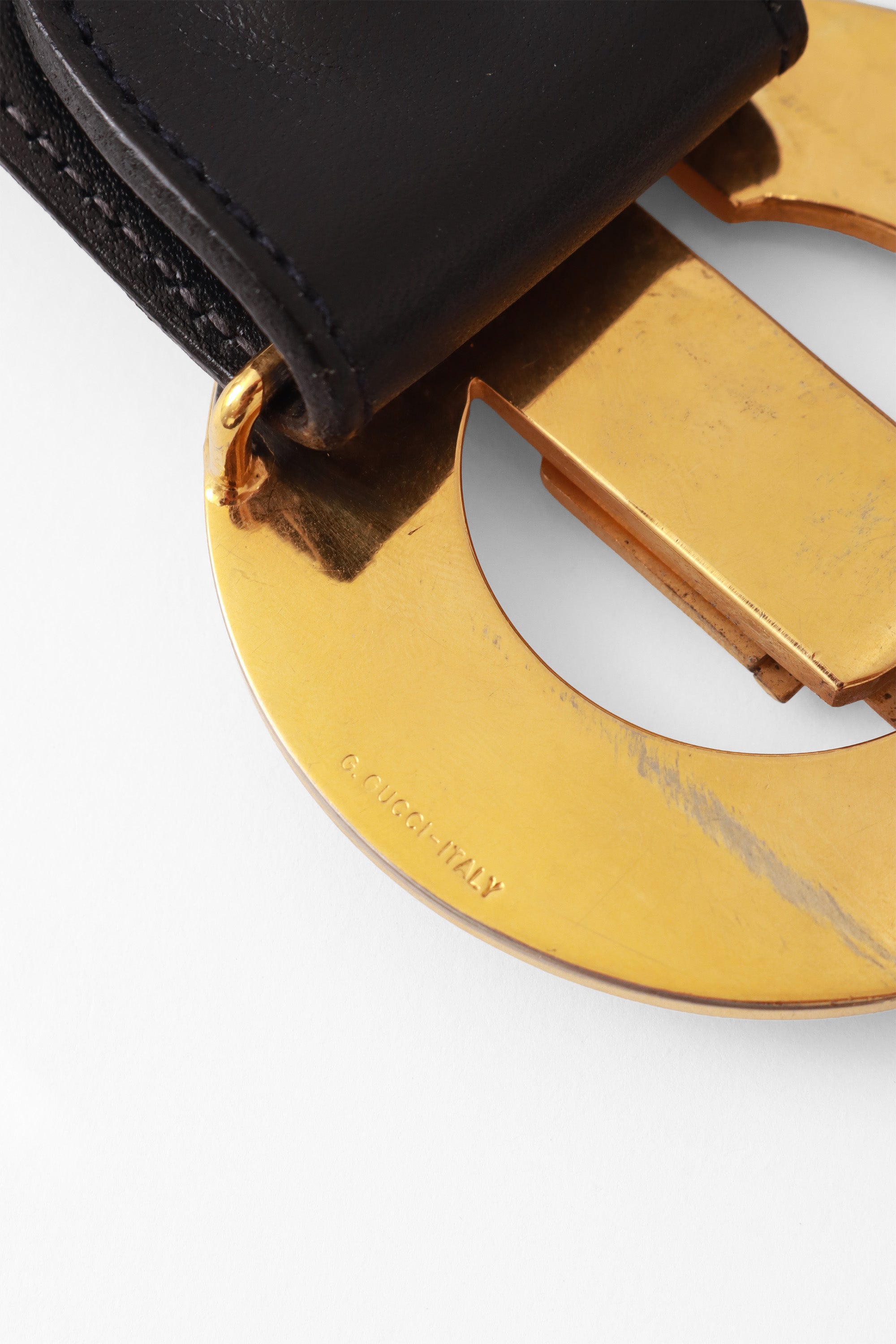 logo buckle belt by Gucci scuff and signature @ Recess LA