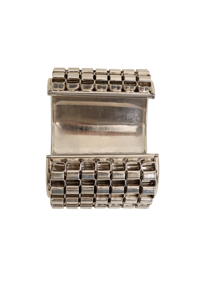 Wide Grid Chain Cuff opening vertical @ Recess LA
