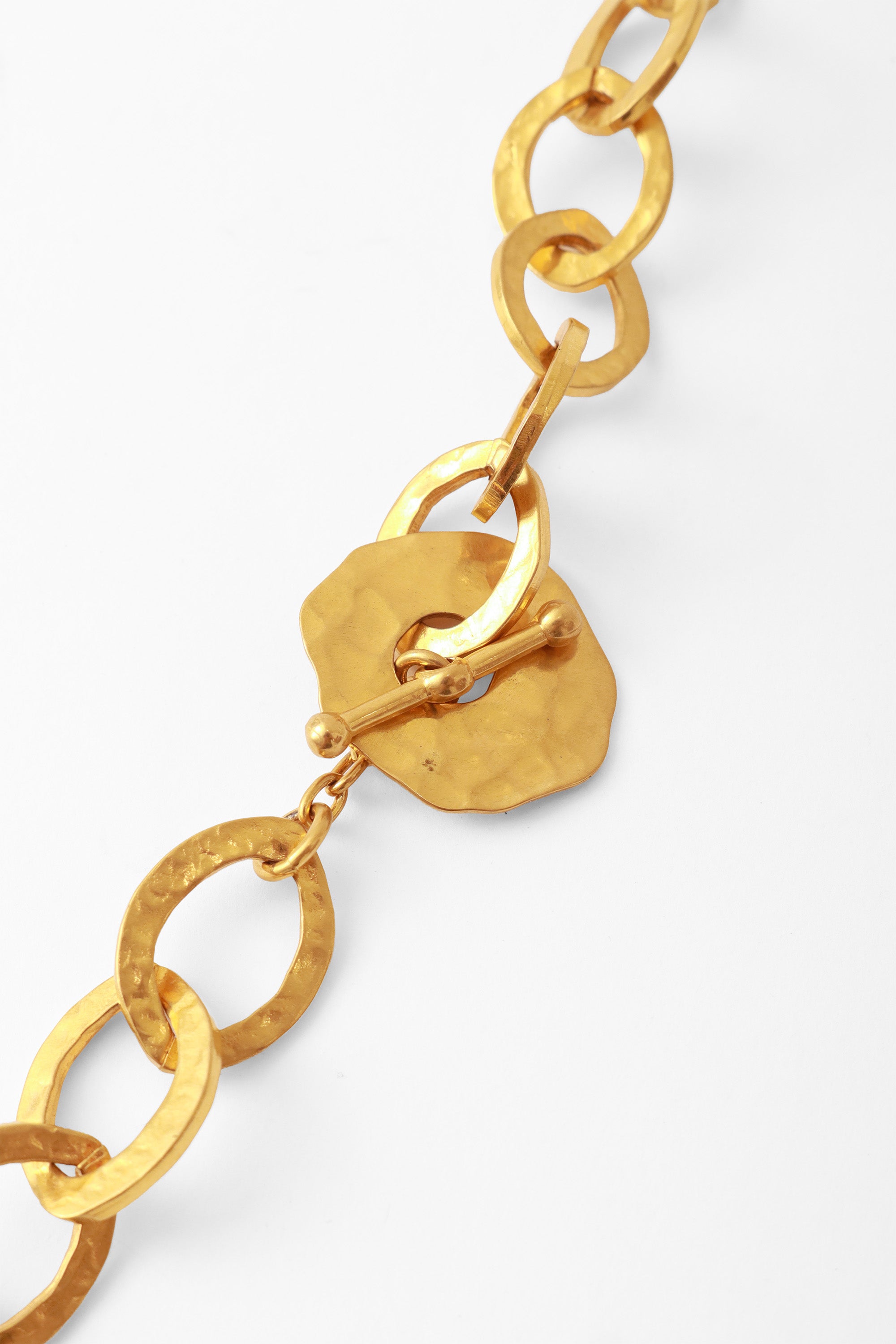 Gold Hammered Hoop Chain Belt/Necklace closure Close  @ Recess LA