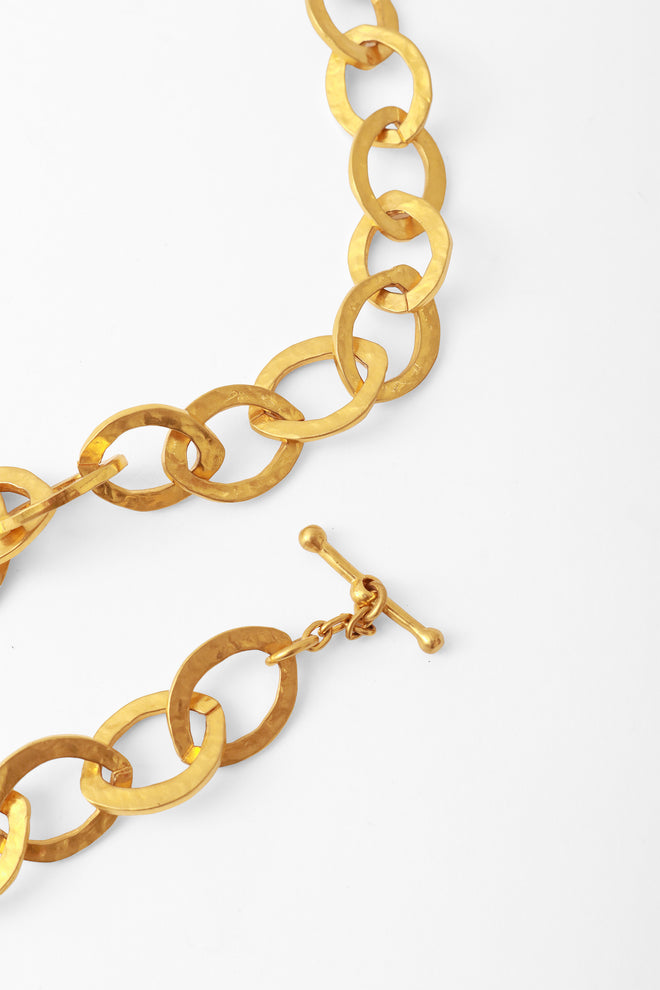 Gold Hammered Hoop Chain Belt/Necklace Close @ Recess LA
