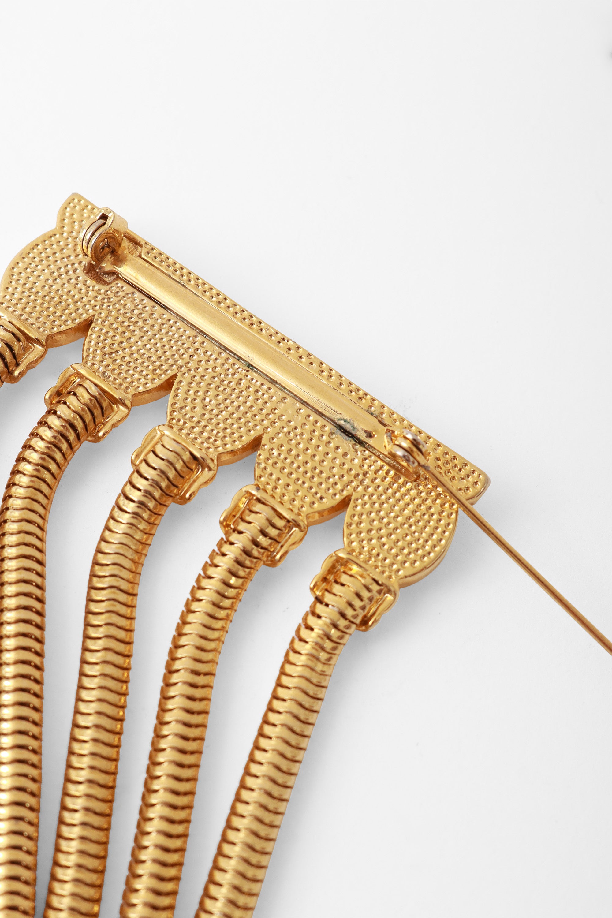 Cabochon Gold Chain Double-Ended Brooch Pin Closure up close @RecessLA