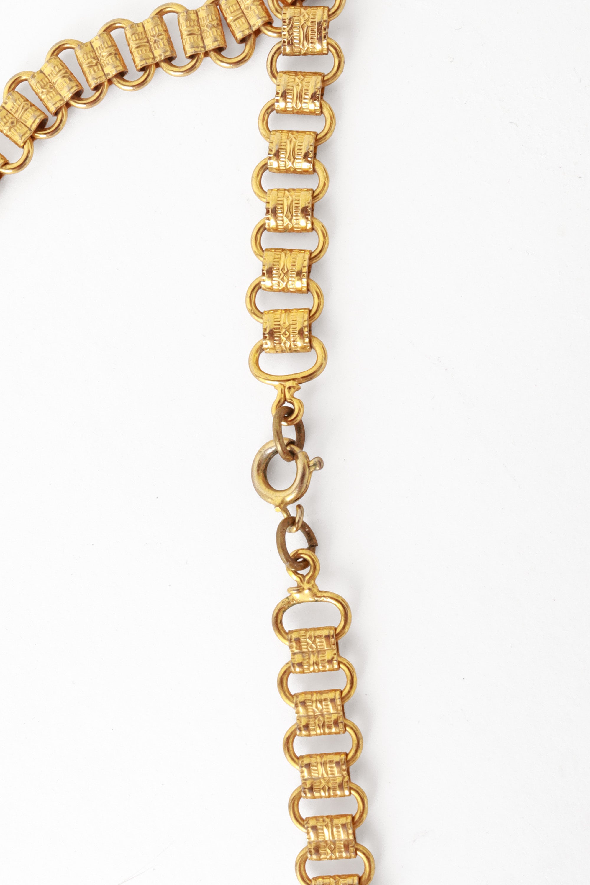 pendant necklace by Edlee clasp @ Recess LA