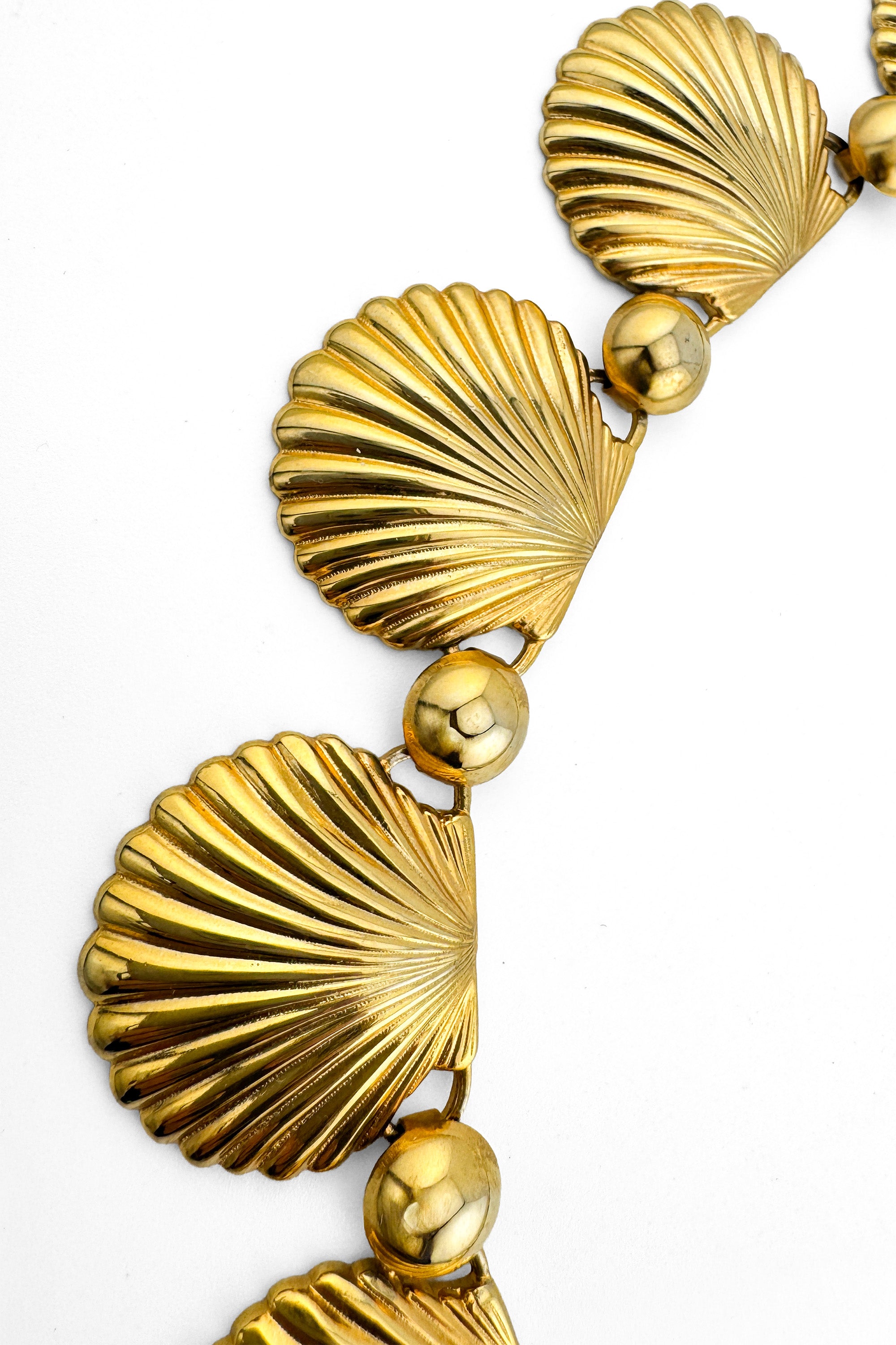 Vintage Fan Shell Collar Necklace detail @recess la
