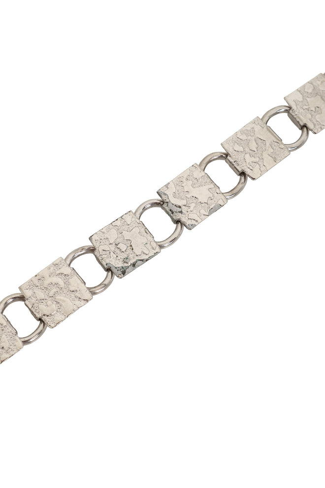 Textured Fringe Plaque Necklace chain close @ Recess LA