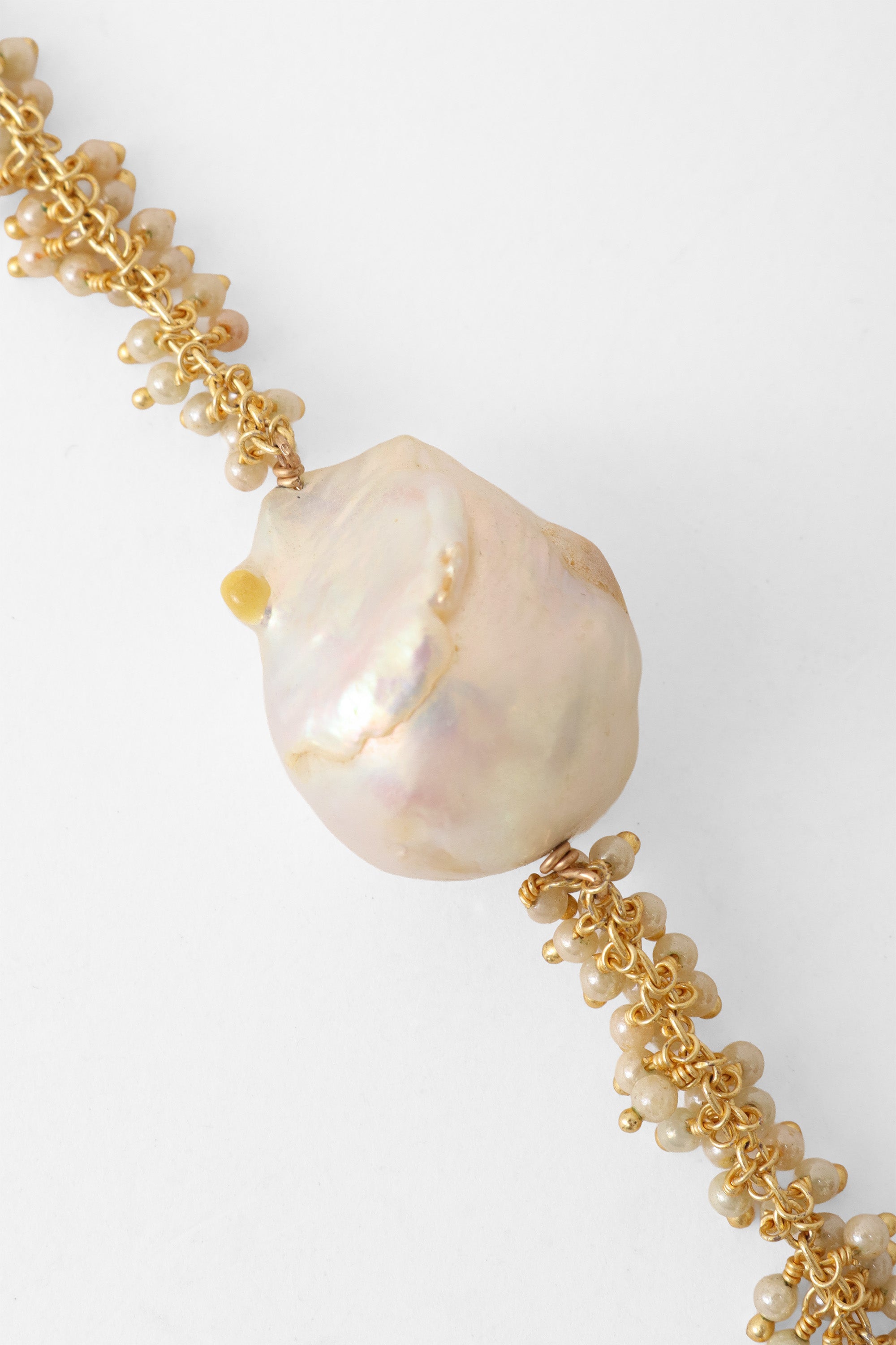 pearl cluster chain lariat necklace pearl close @ Recess LA