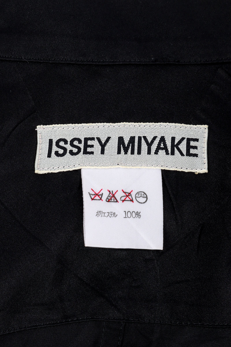 Issey Miyake Plissé Pleated Wrinkle Blouse label @RECESS LA