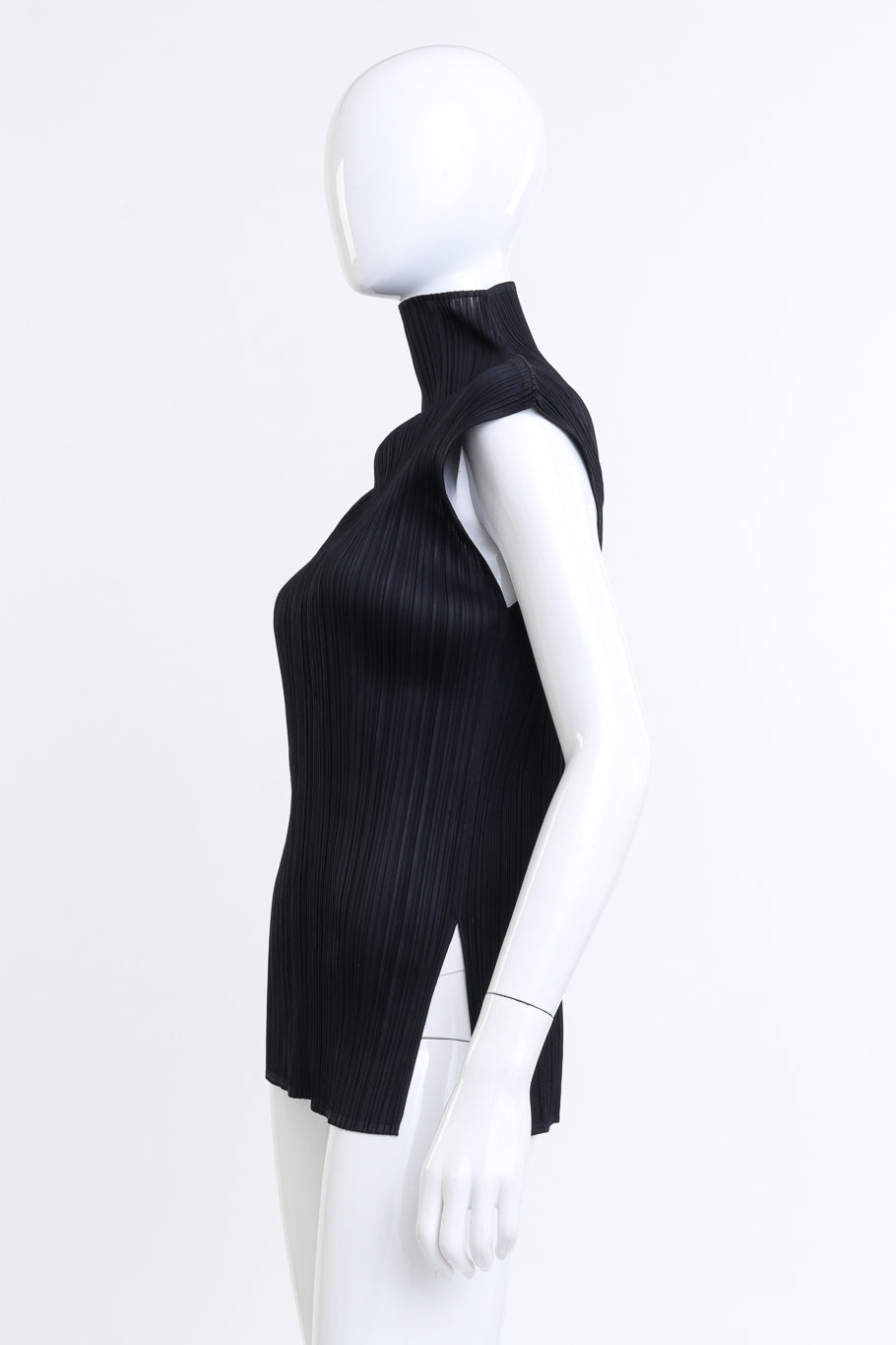 Issey Miyke Plissé Sleeveless Turtleneck Top on mannequin @RECESS LA