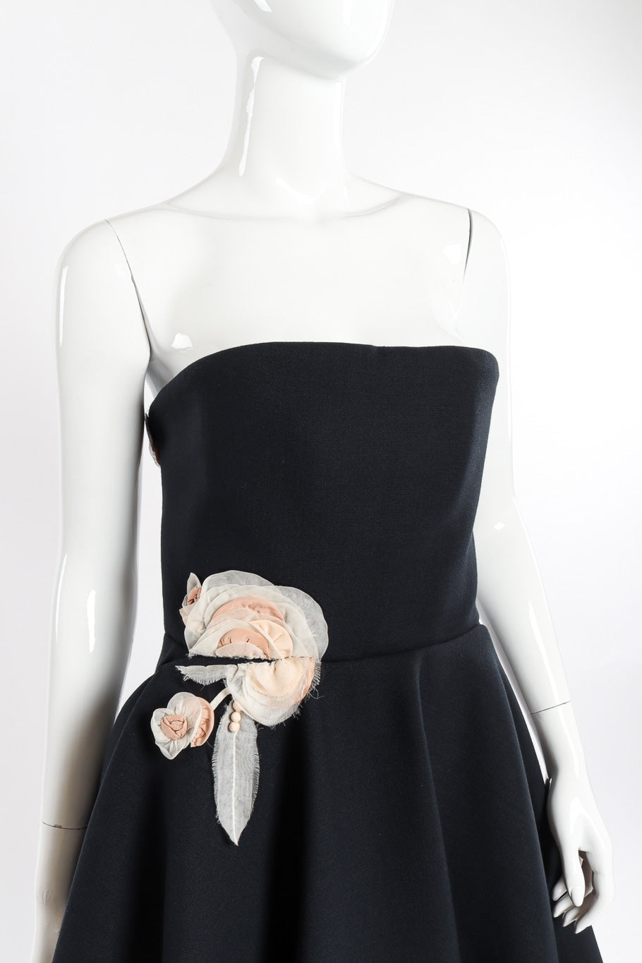 2013 F/W Strapless Floral Appliqué Dress by Lanvin on mannequin close @recessla