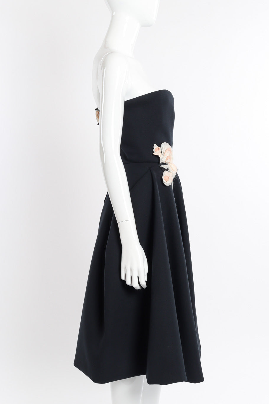 2013 F/W Strapless Floral Appliqué Dress by Lanvin on mannequin side @recessla