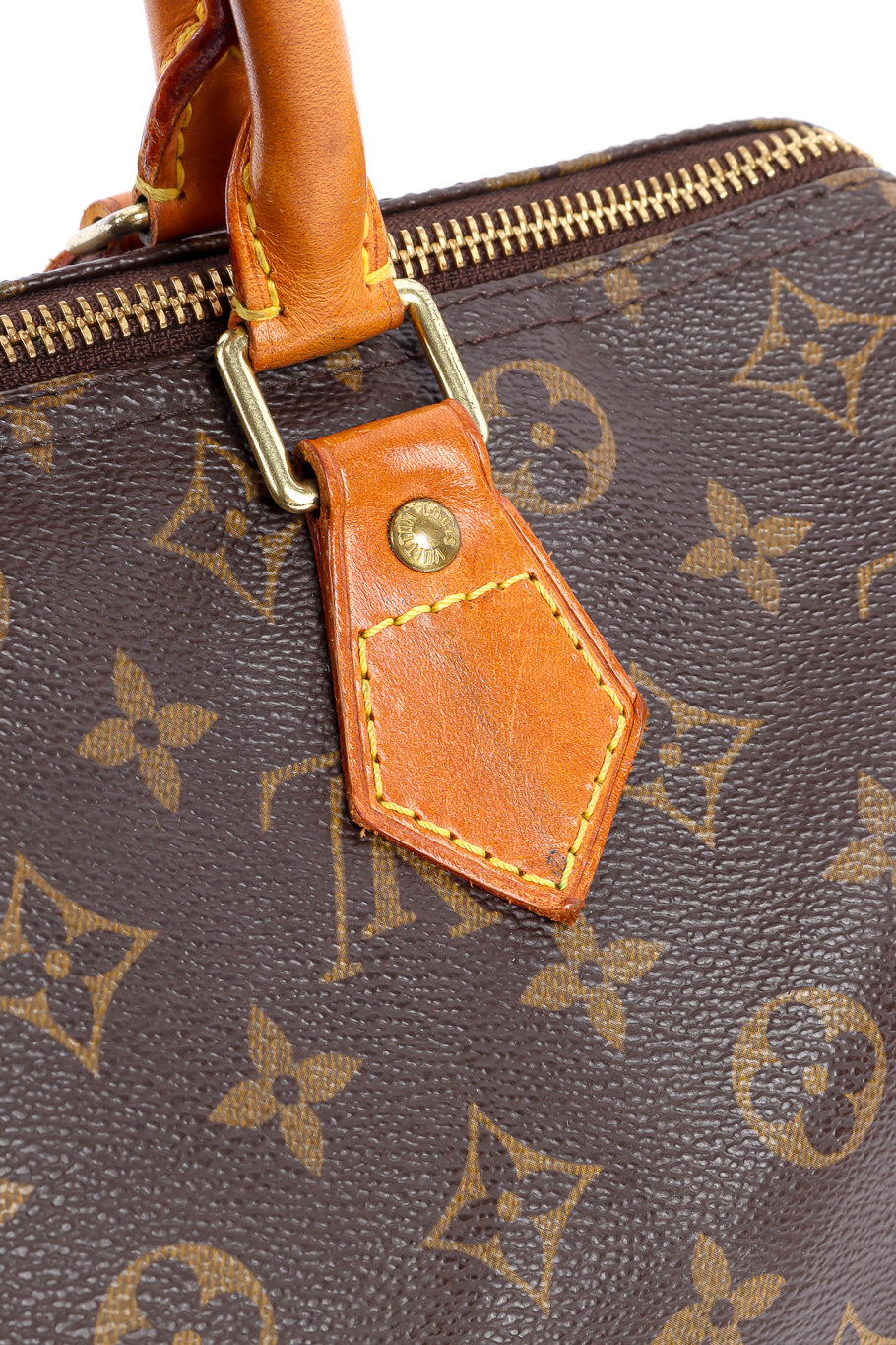 Louis Vuitton classic monogram speedy 30 bag leather details @recessla