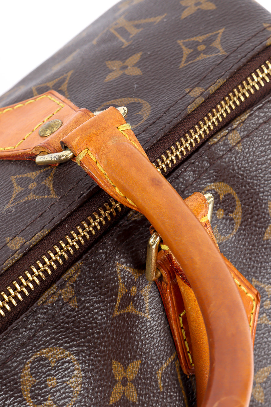 Louis Vuitton classic monogram speedy 30 bag leather details @recessla
