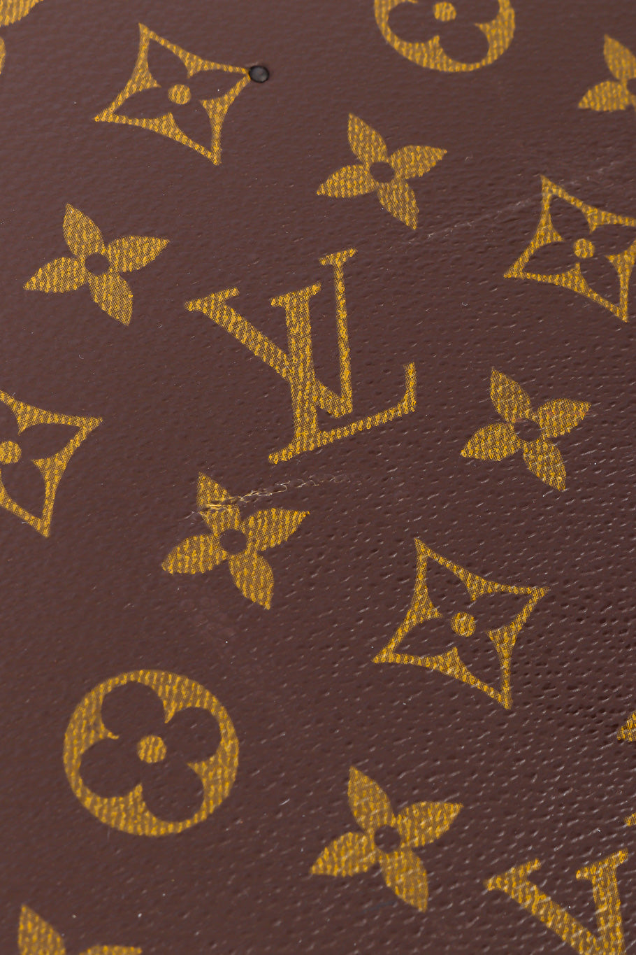 Vintage Louis Vuitton Classic Monogram Vanity Case scratches on bottom closeup @Recessla