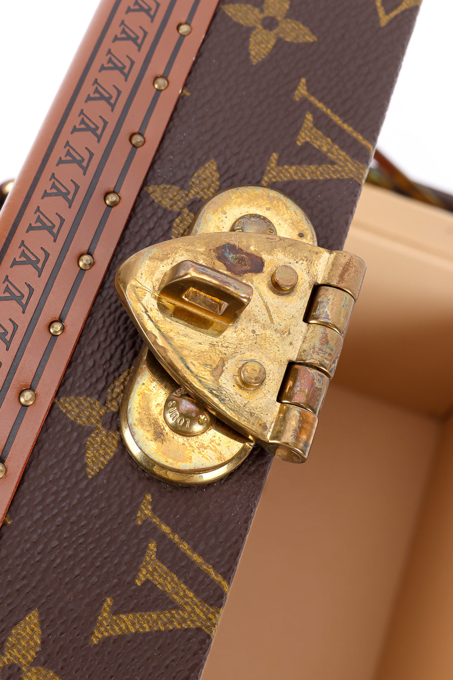 Vintage Louis Vuitton Classic Monogram Vanity Case lock clap closeup @Recessla