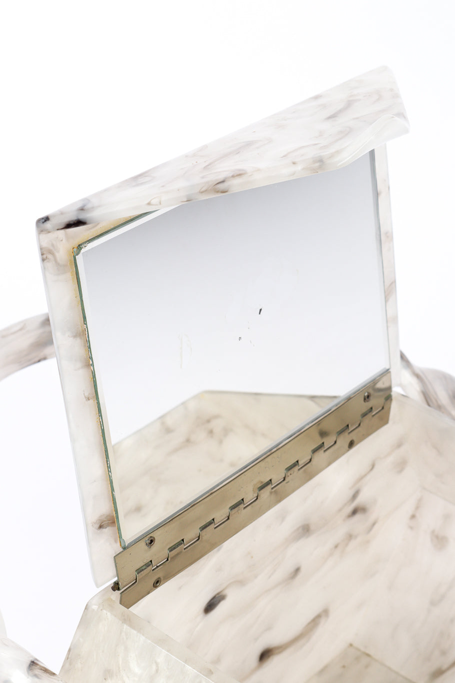 Vintage Wilardy Marbled Pearl Lucite Box Bag mirror closeup @recessla