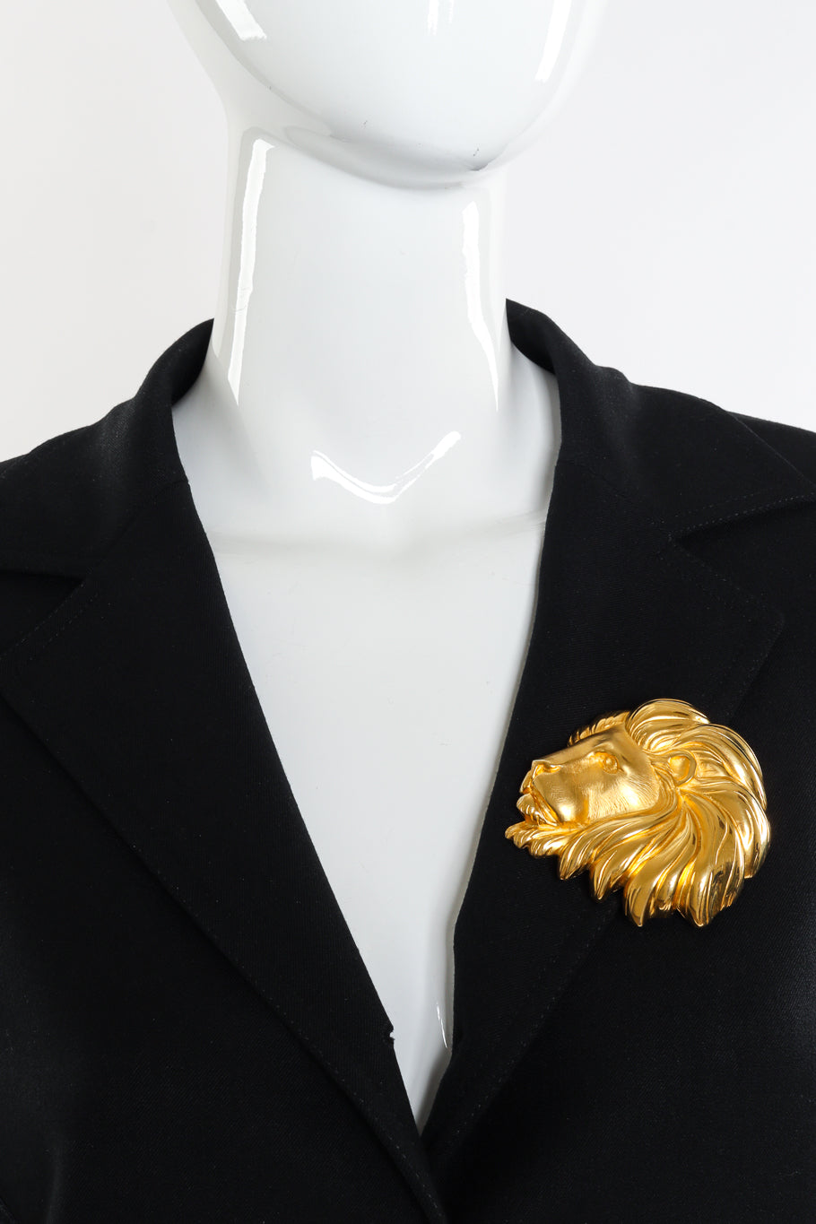 Vintage Signed Large Lion Brooch on mannequin @recessla