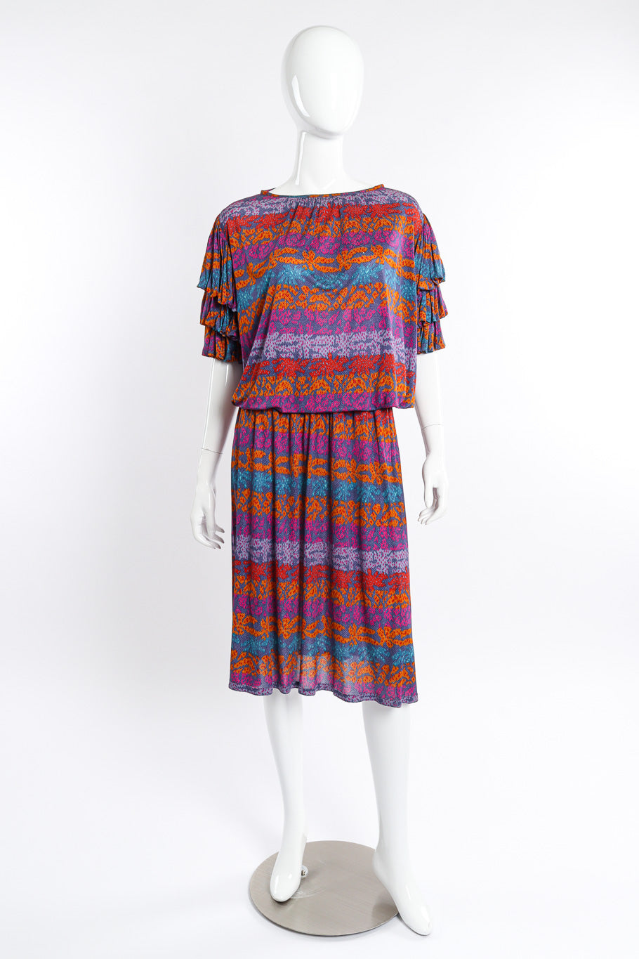 Printed Silk Top & Skirt Set on mannequin @recessla 