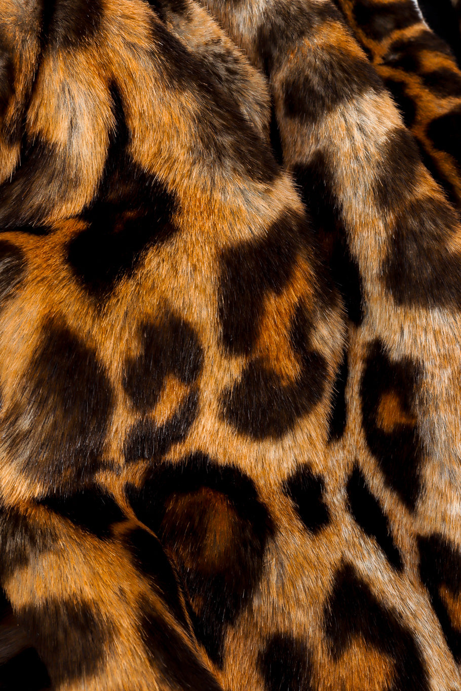 Vintage Mondi Leopard Print Faux Fur Jacket fur closeup @recessla