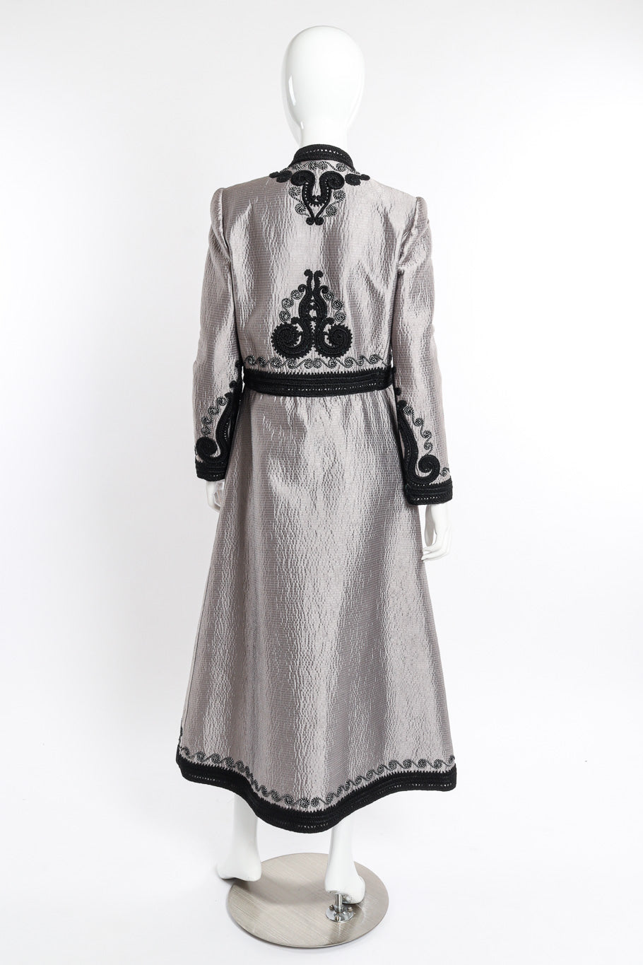 Vintage Mary McFadden Embroidered Quilt Duster back on mannequin @recessla