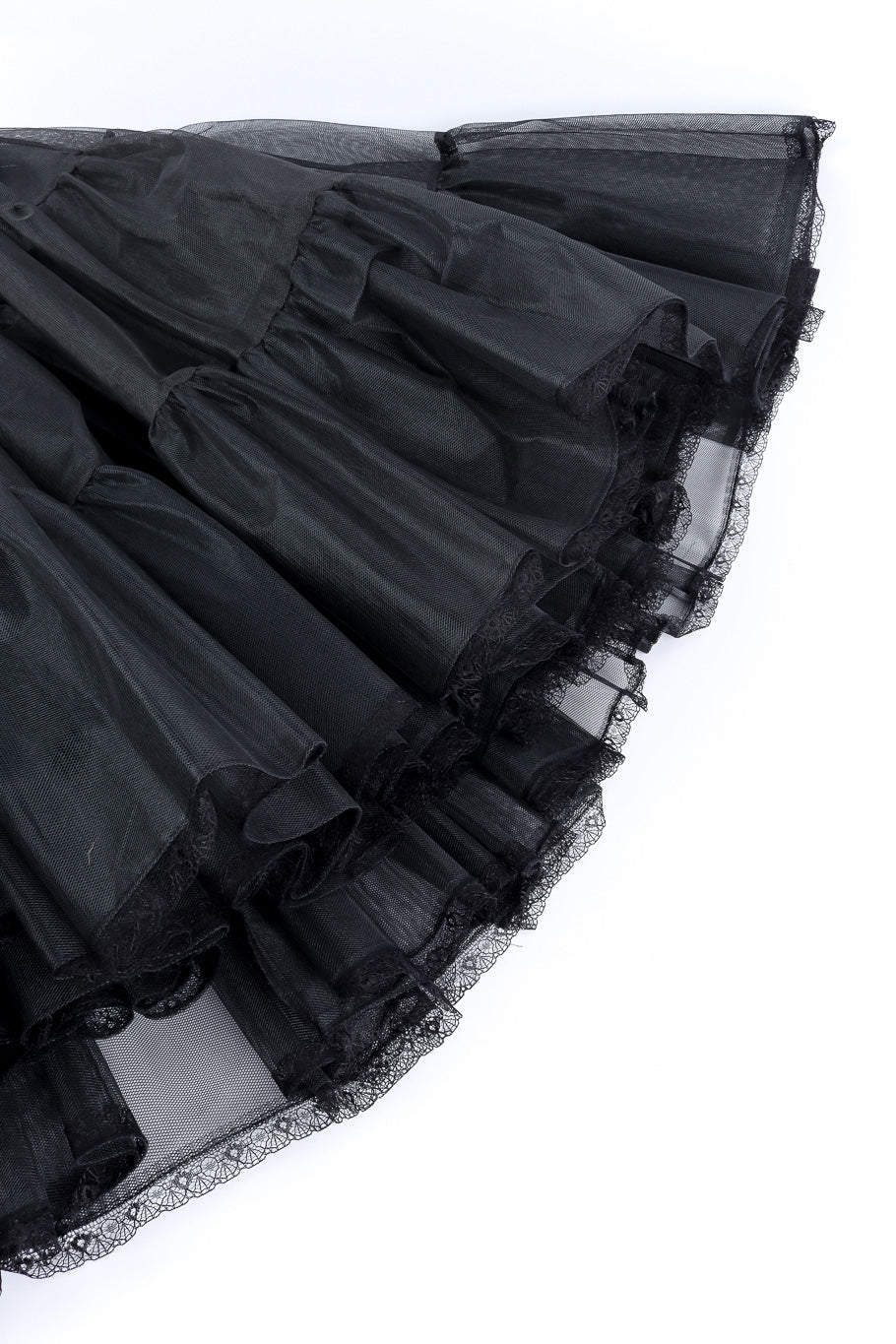 Petticoat skirt by Morgane Le Fay hem @recessla