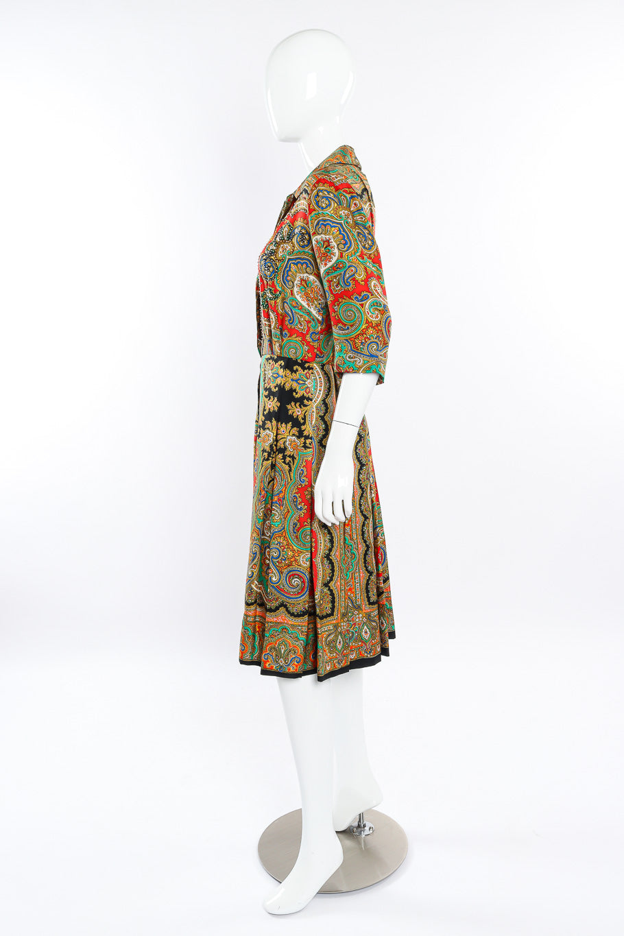 Vintage Holly Hoelscher Silk Paisley Shirt Dress side view on mannequin @Recessla