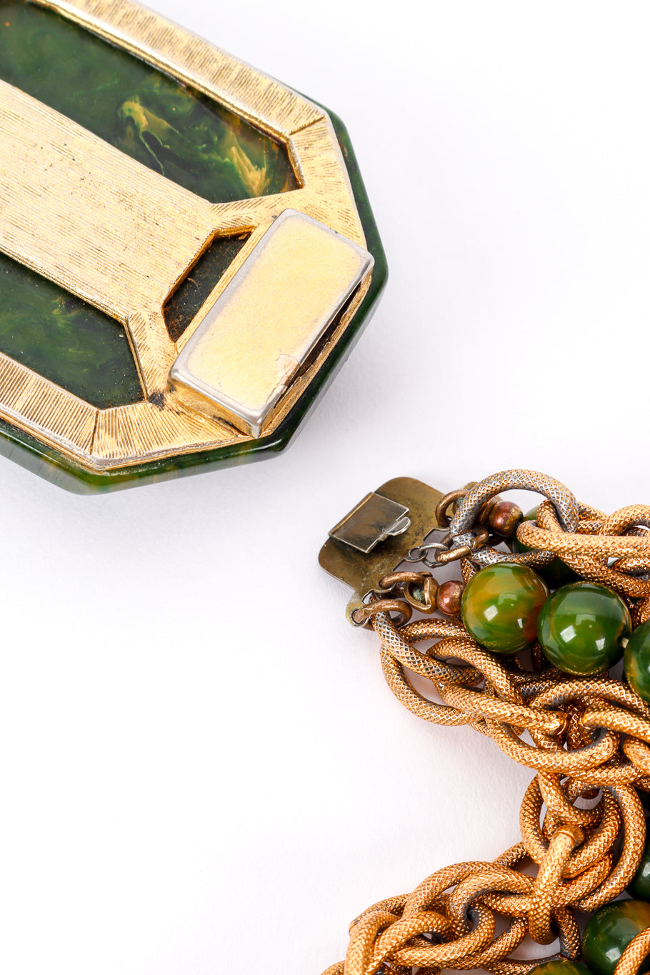 Vintage Bakelite Beaded Chain Necklace back clasp closure @recessla