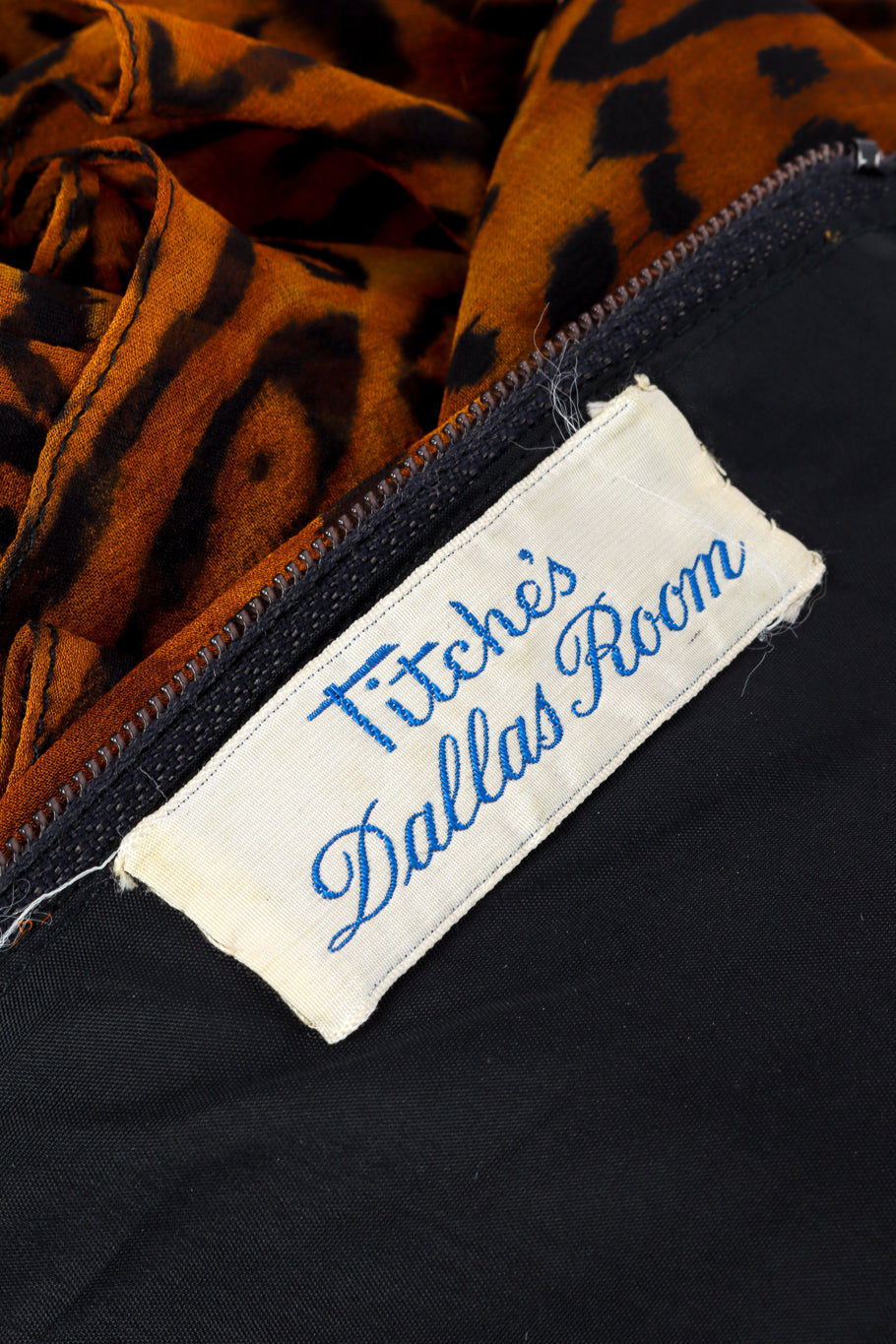 Vintage Oscar de la Renta Leopard Silk Jumpsuit titches label closeup @recessla