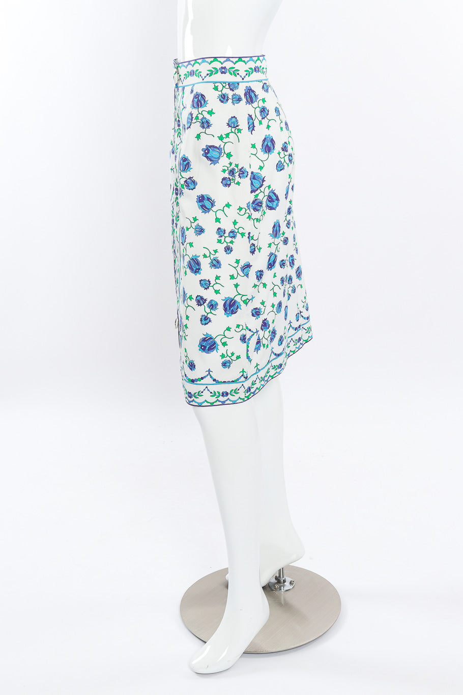 Vintage Emilio Pucci Zip up A-line Skirt side view on mannequin @Recessla