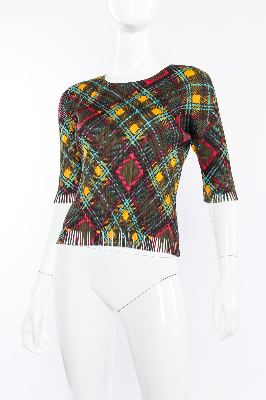 Pleated fringe top by Issey Miyake on mannequin front close @recessla