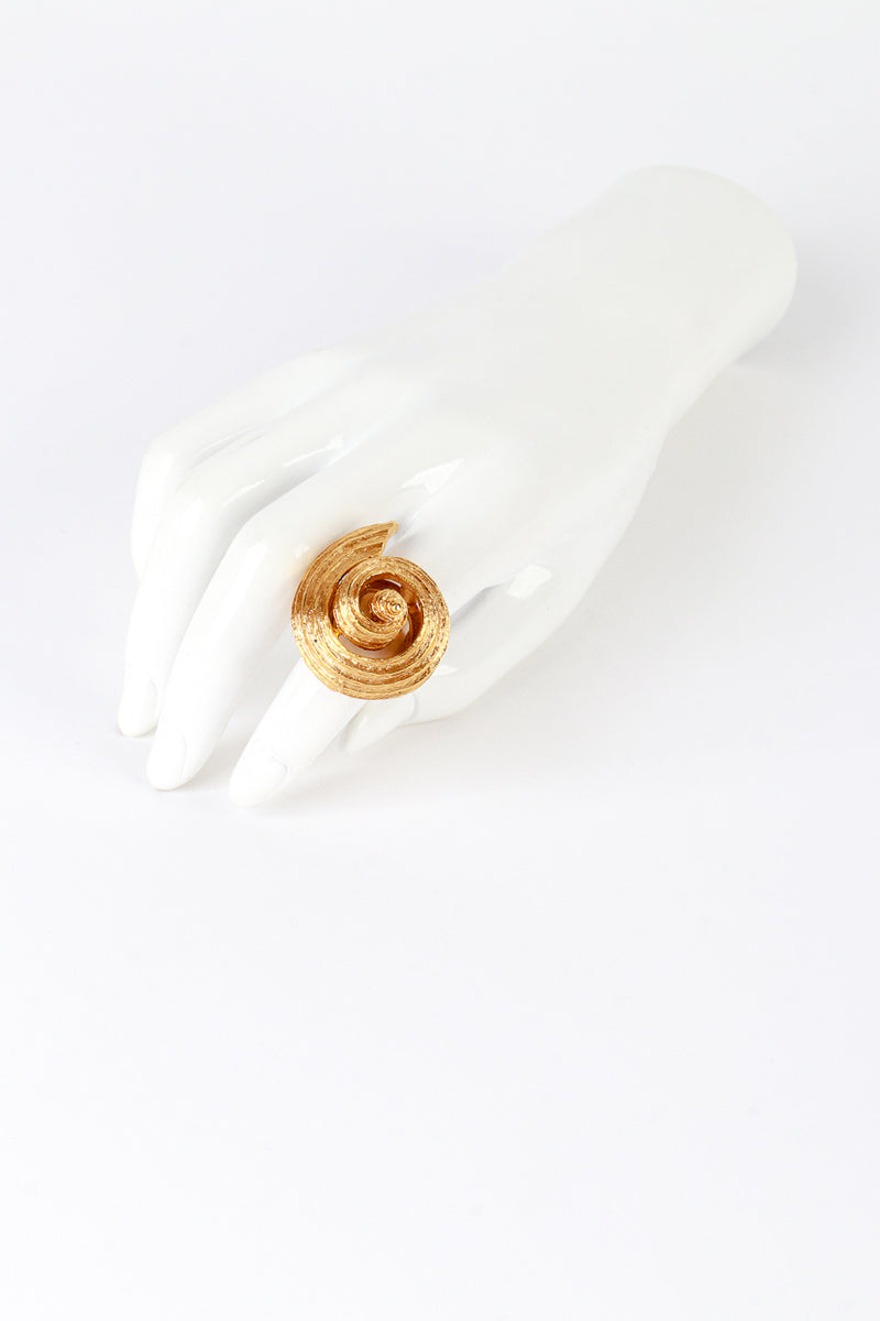 Vintage Oscar de la Renta Baroque Shell Ring on mannequin @recess la