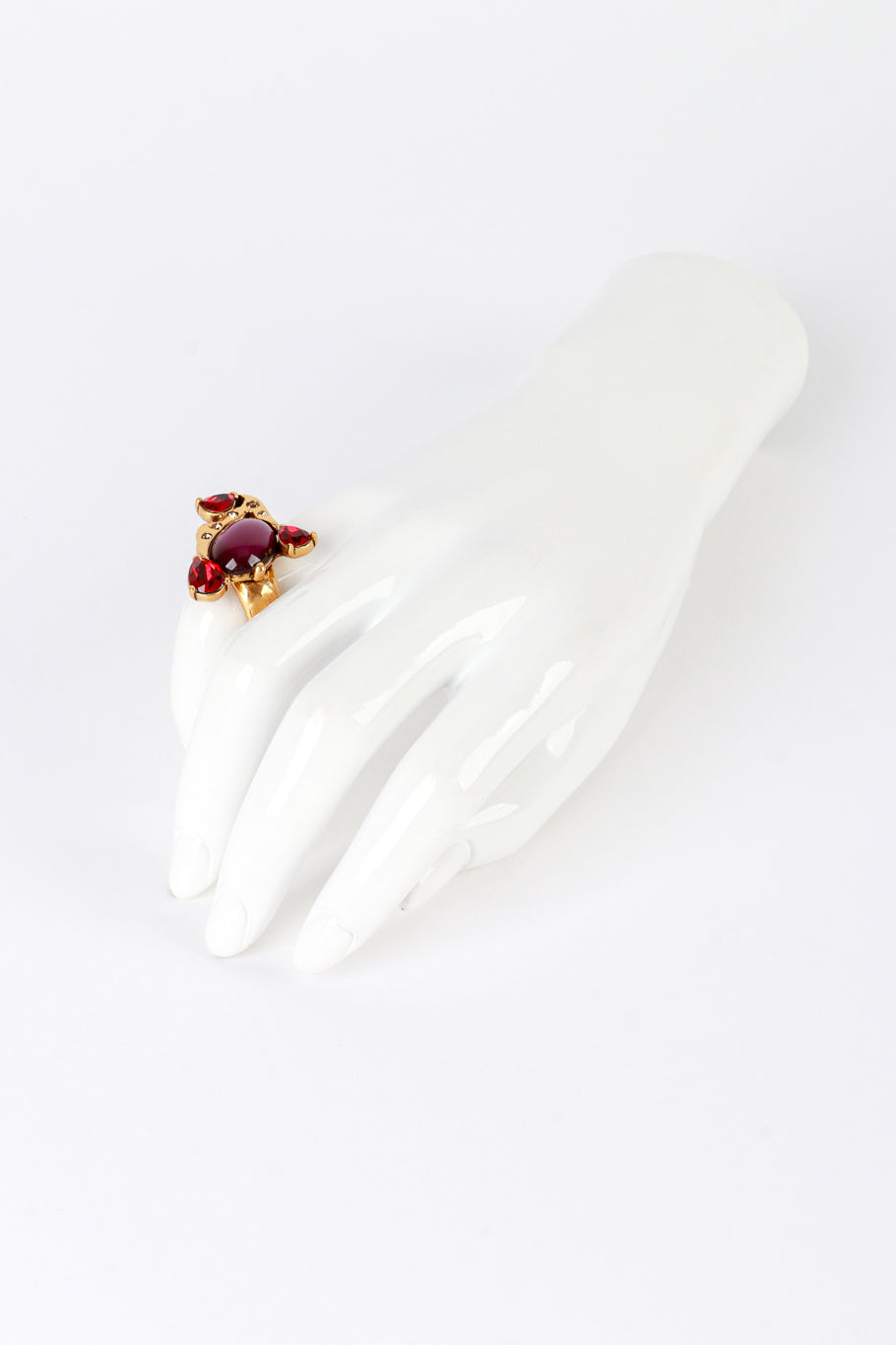 Vintage Oscar de la Rent Crystal & Cabochon Branch Ring on mannequin hand @recess la