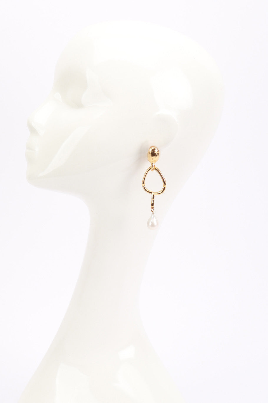 Vintage Oscar de la Renta Mismatched Organic Geo Drop Earrings on mannequin @recess la