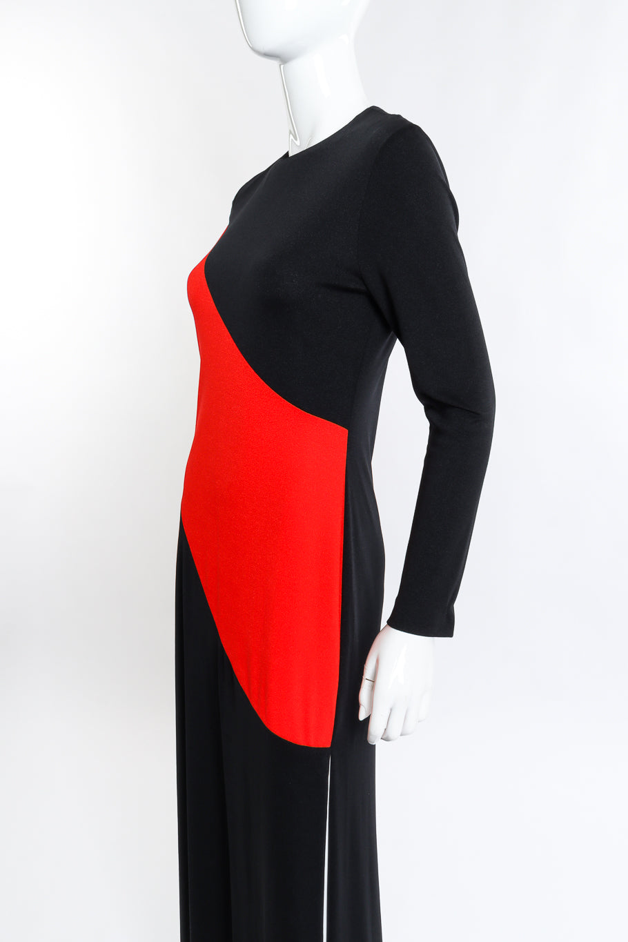 Vintage Rudy Gernreich Wavy Block Jersey Dress side on mannequin closeup @recess la