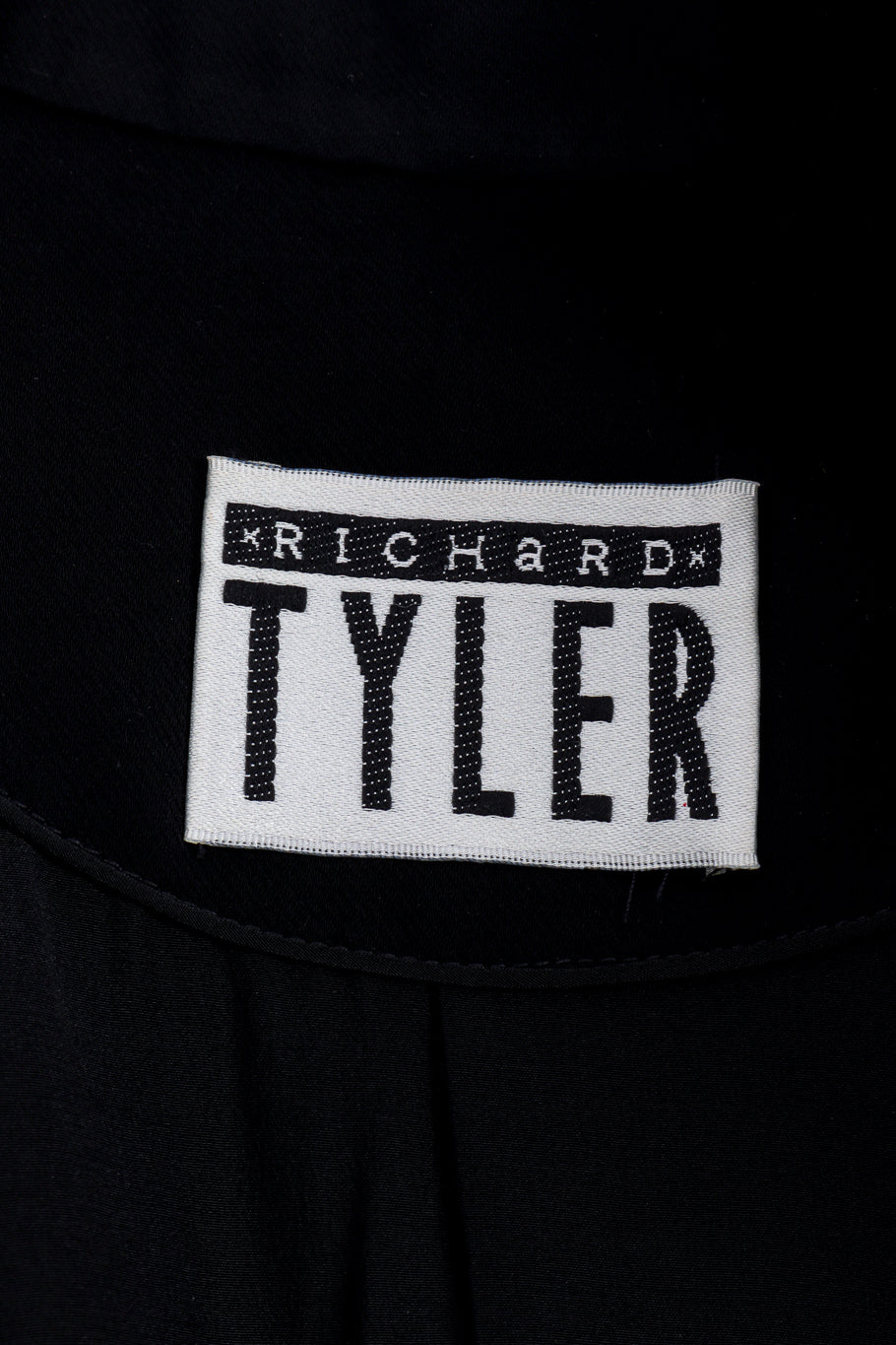 Vintage Richard Tyler Longline Satin Trim Blazer signature label @recess la