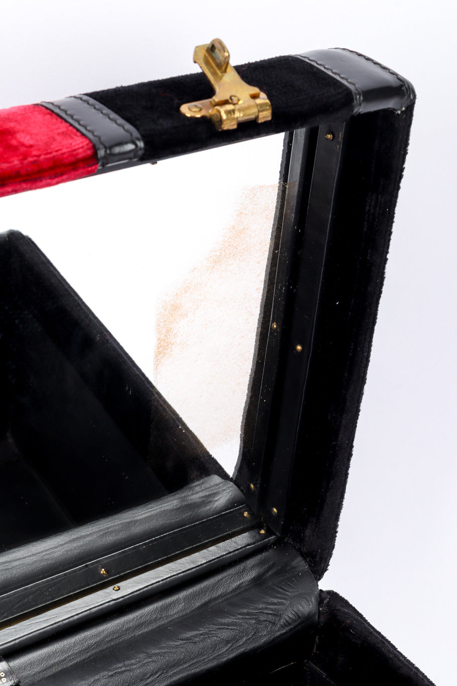 Vintage Roberta Di Camerino Velvet Vanity Case mirror stain closeup @recessla