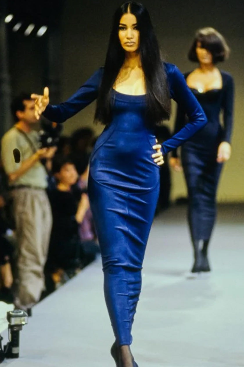 knit dress by Alaïa on model in blue on 1990 runway