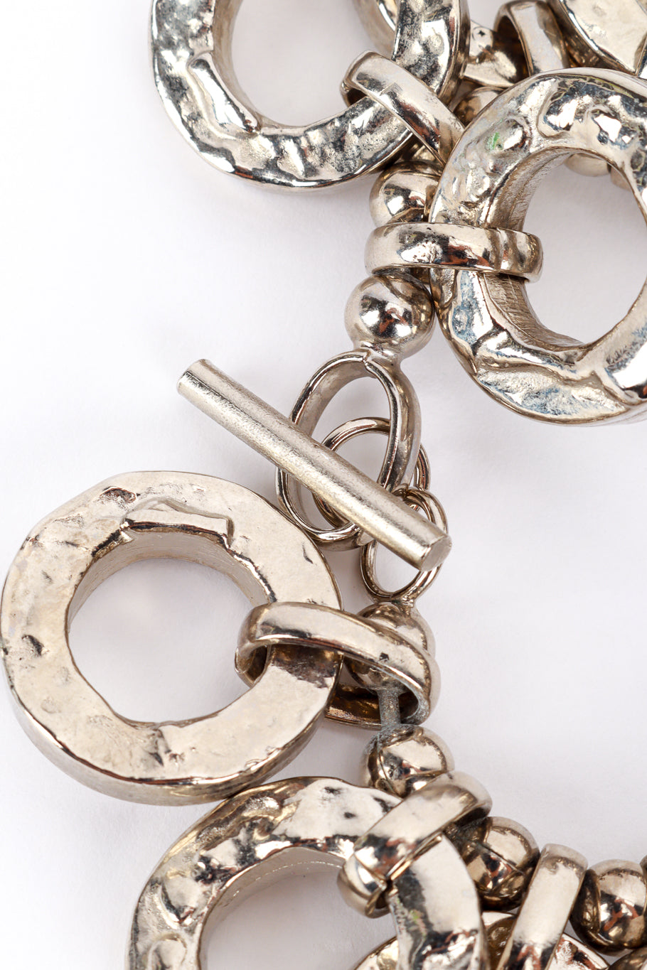 Silver Hammered O-Ring Charm Bracelet II clasp @RECESS LA