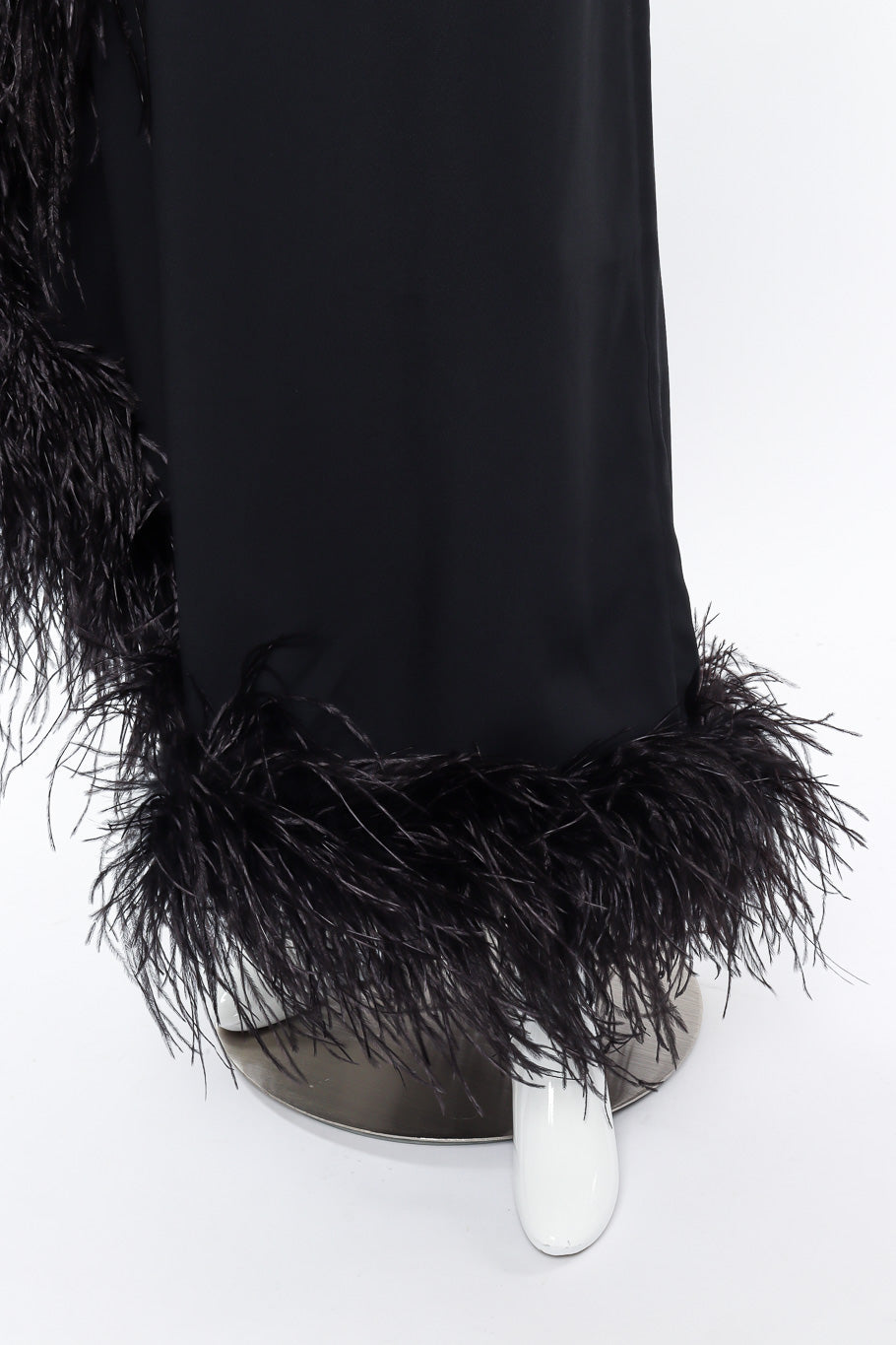Taller Marmo Ubud One-Shoulder Feather Gown hem closeup @Recessla