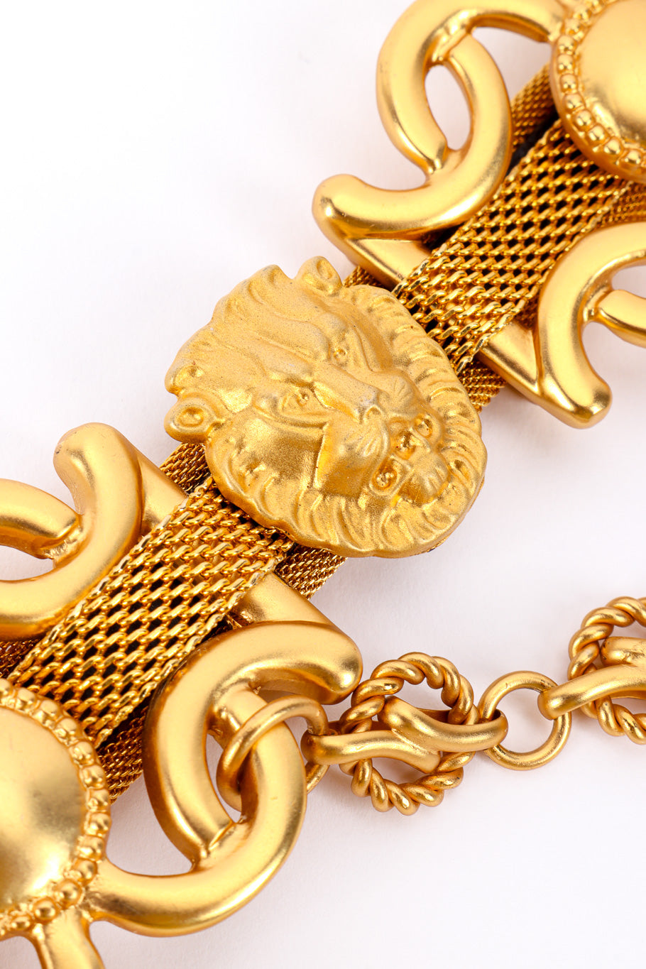 Vintage Lion Face Chain Drop Belt lion closeup @recessla