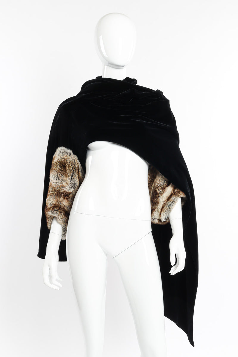  Vintage Fur Trim Velvet Shawl on mannequin front panels draped behind shoulders @recessla