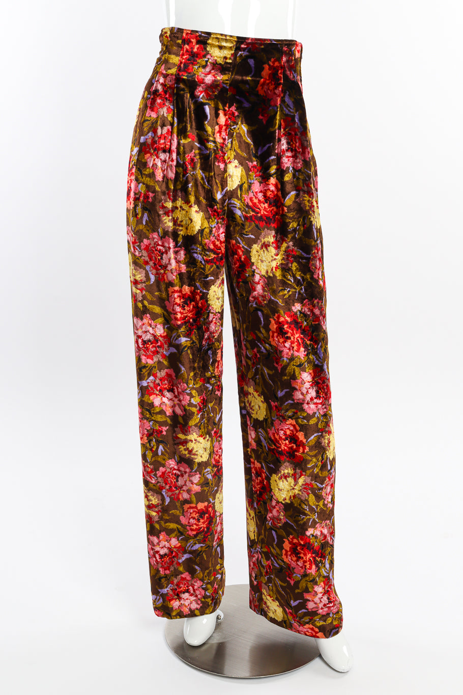 Floral Velvet Flare Pant on mannequin @recessla