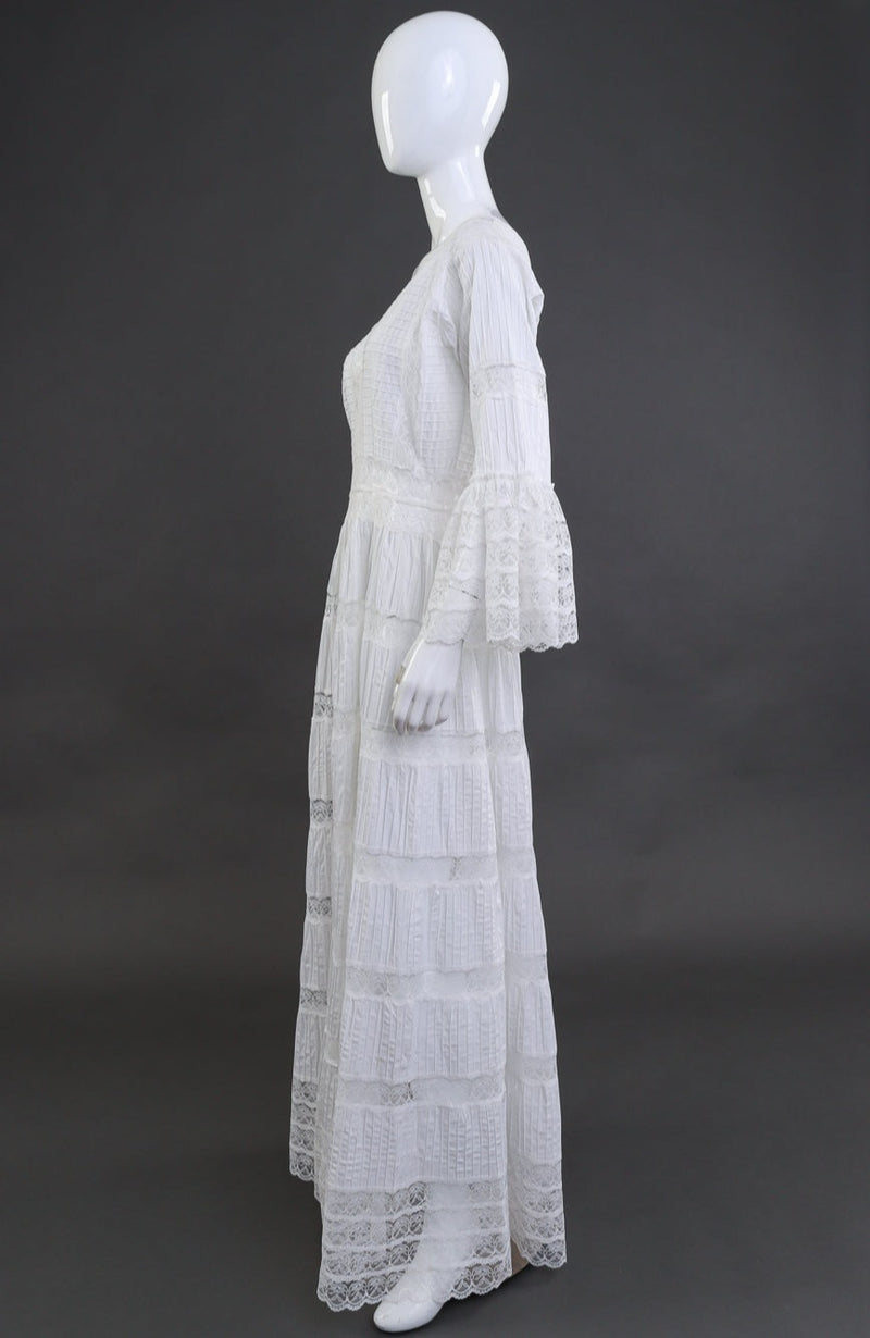 Vintage Porcelain Mexican Pintuck Wedding Dress Recess Vintage Porcelain Mexican Pintuck Wedding Dress Recess