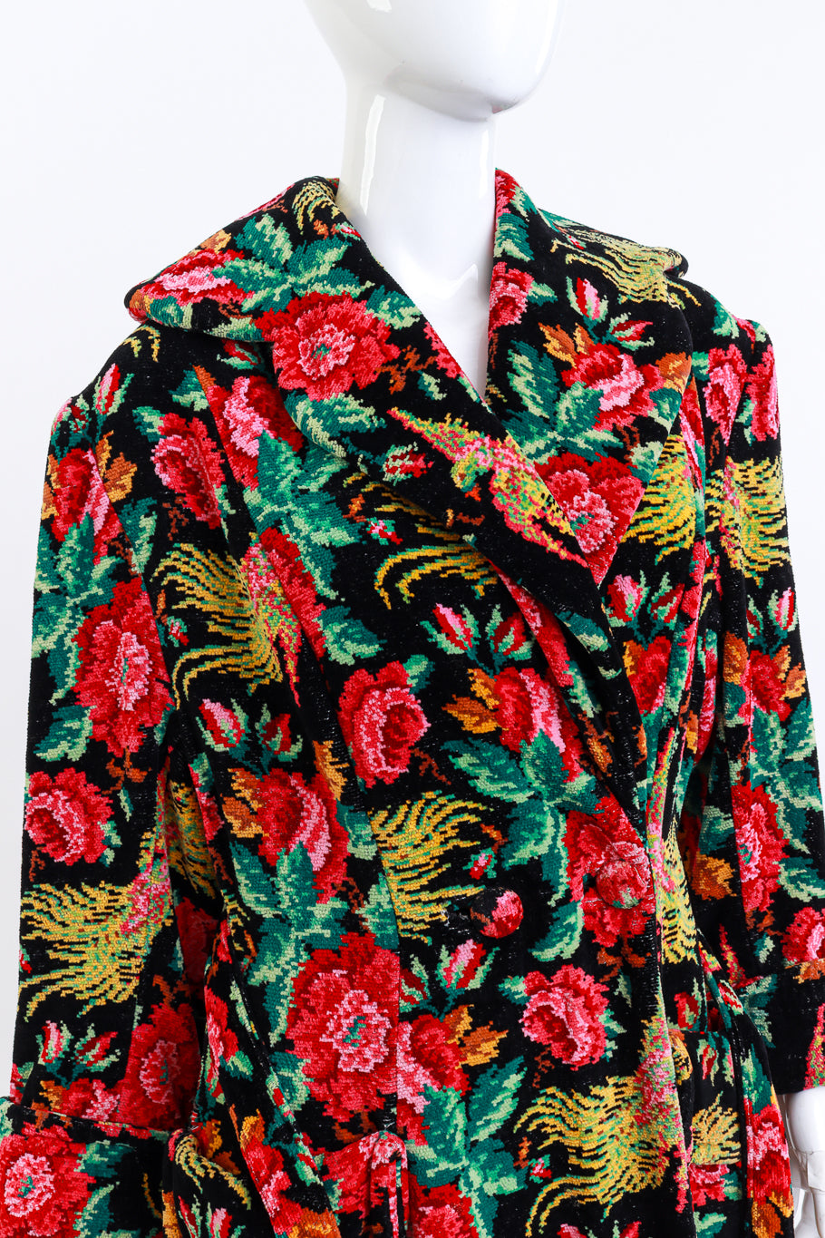 Vintage Birds Of Paradise Tapestry Robe on mannequin @RECESS LA
