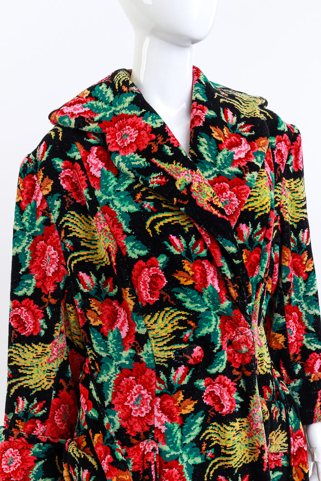 Vintage Birds Of Paradise Tapestry Robe on mannequin @RECESS LA
