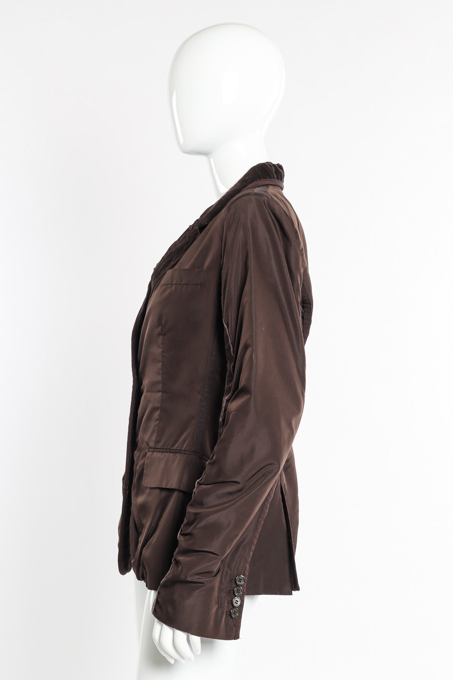 Silk velvet jacket by Yves Saint Laurent on mannequin side @recessla