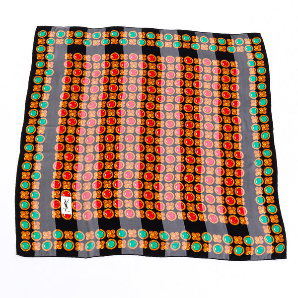 SCARVES – Recess