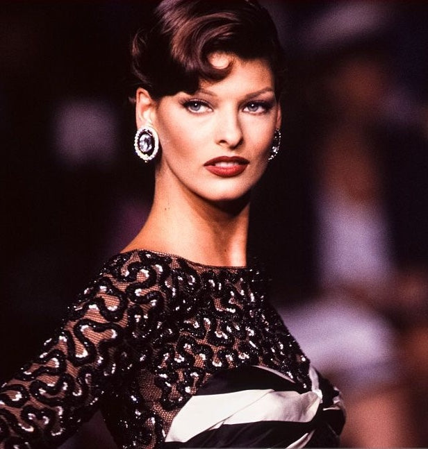 Emerald Oval Earrings by Valentino blue version on Linda Evangelista from Vogue archives @recessla