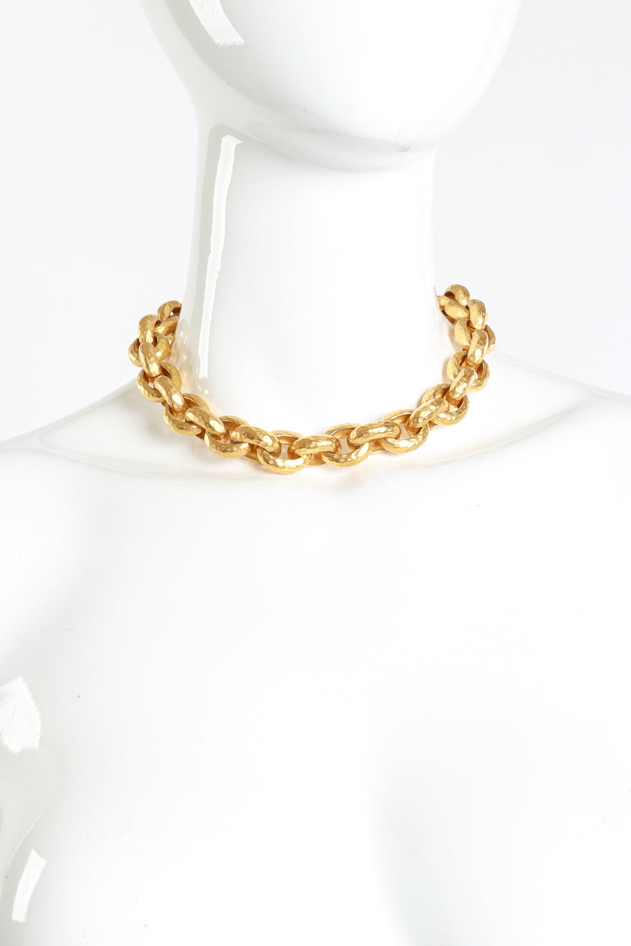 Vintage Cable Chain Choker on mannequin @RECESS LA