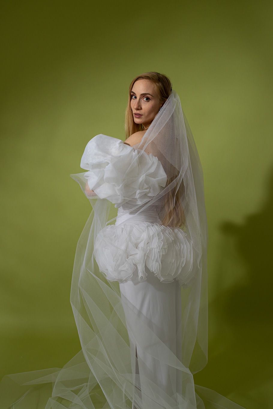 Dress on model on green background with veil @recessla
