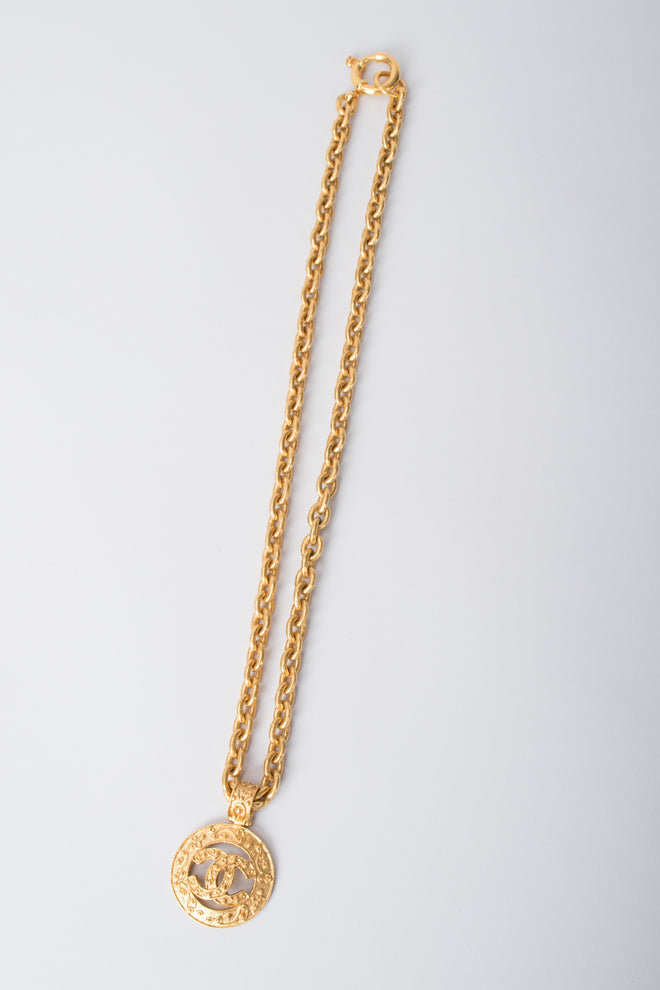 Chanel CC Logo Pendant Chain Necklace