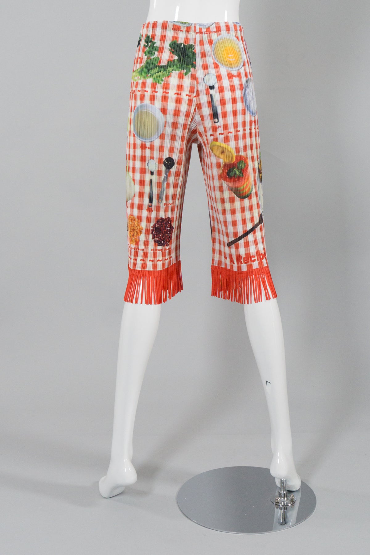 パンツ Issey Miyake PLEATS PLEASE PLEATS PLEASE ISSEY MIYAKE（プリーツプリーズイッセイミヤケ